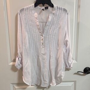 NEW DIRECTIONS Petite Women’s 3/4 Roll Tab Sleeve Pintuck Front Top - White